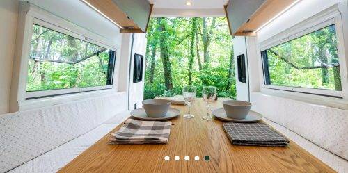 L'intérieur du van réalisé sur mesure par Make My Van