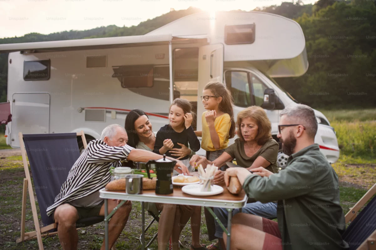 Voyage en camping-car : pourquoi louer avant d’acheter ?