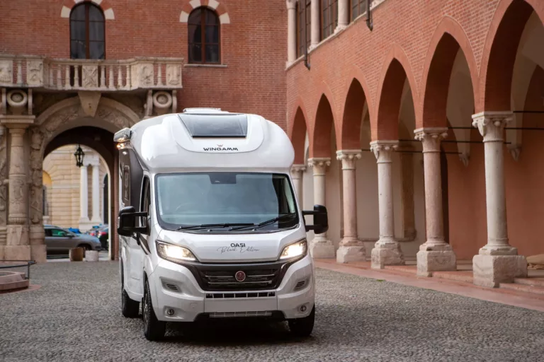 Camping-car monocoque Wingamm OASI 540