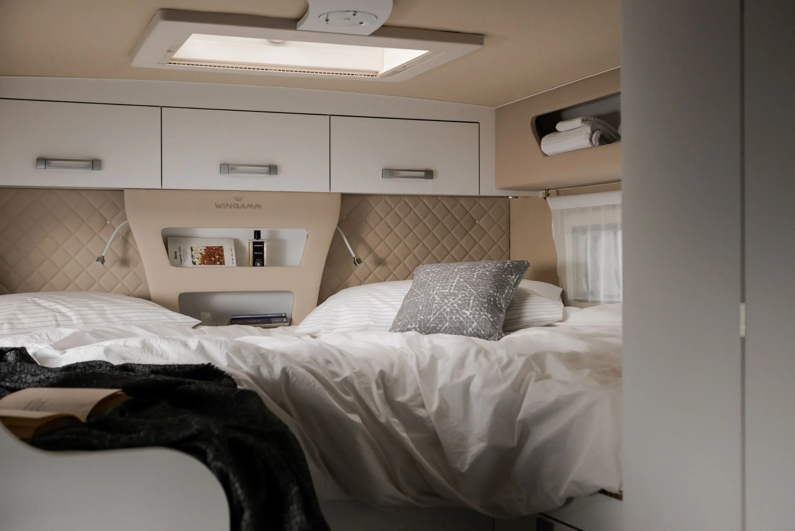 L'untérieur d'une Caravane monocoque Wingamm Oasi 690