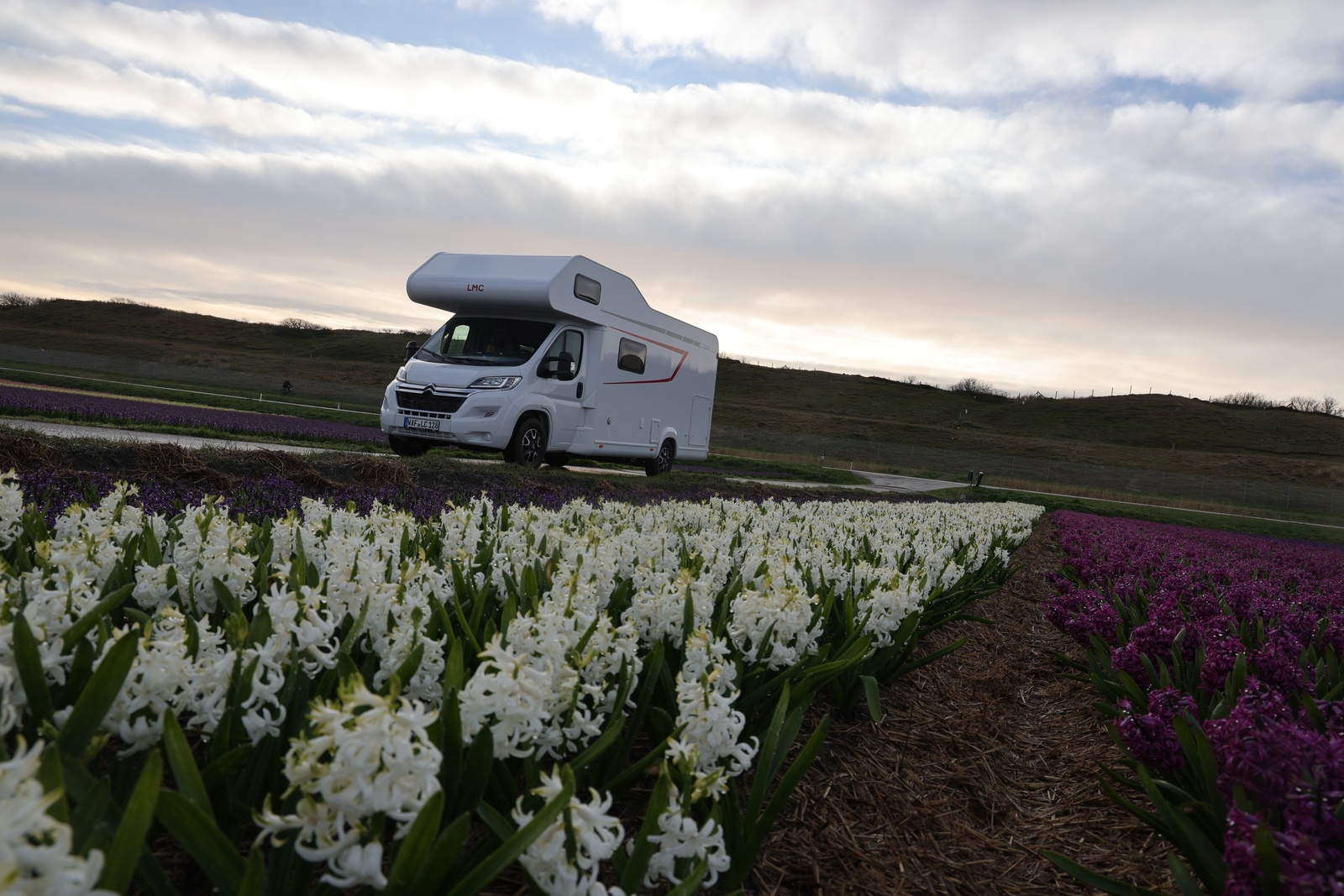 LMC Tourer Alkoven 6 Screen