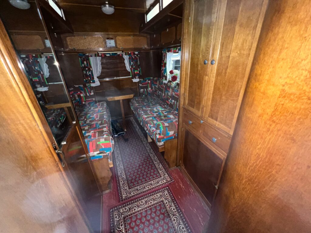 Collector Notin : visite d'un premier campoing-car