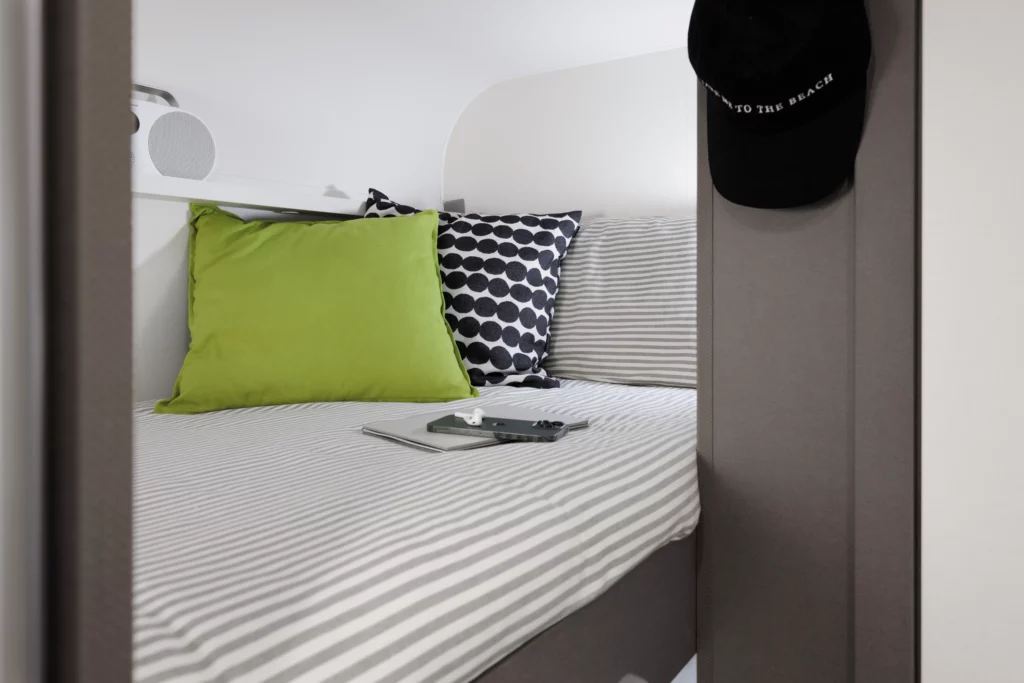 L'intérieur du camping car Etrusco T6.9SB