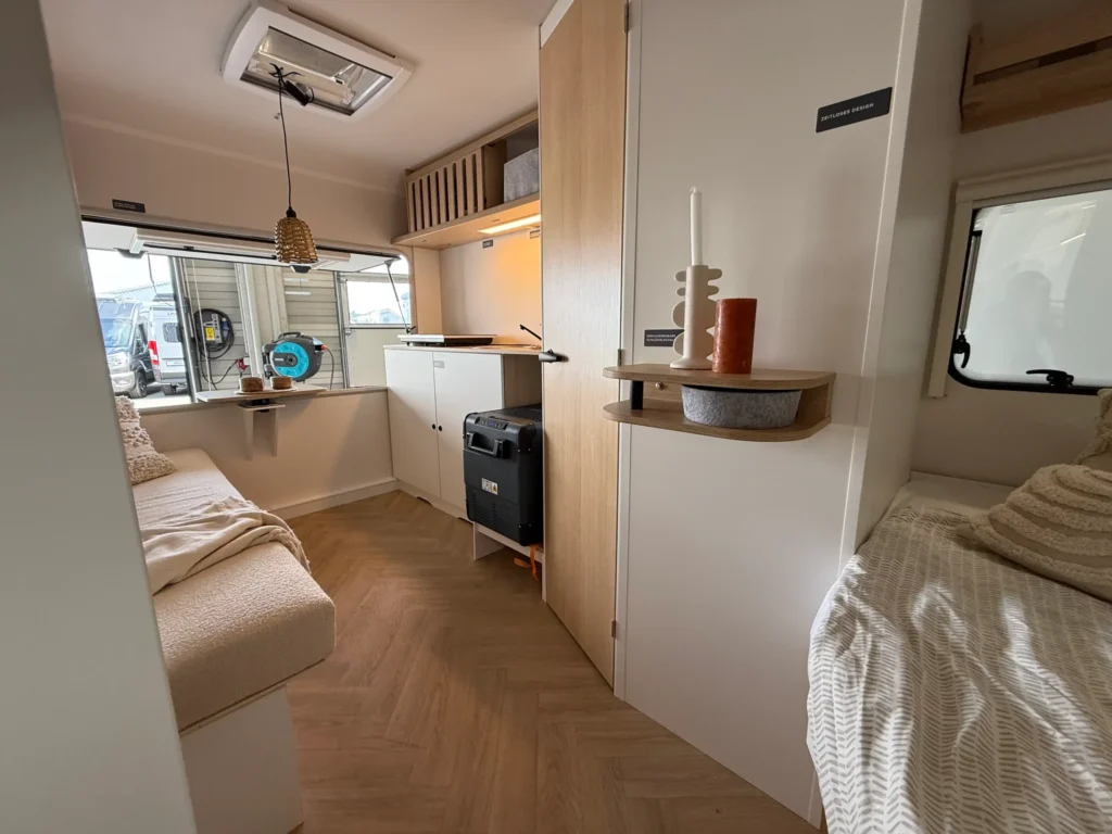 Caravane LMC E:EDRO adaptée pour les véhicules électriques