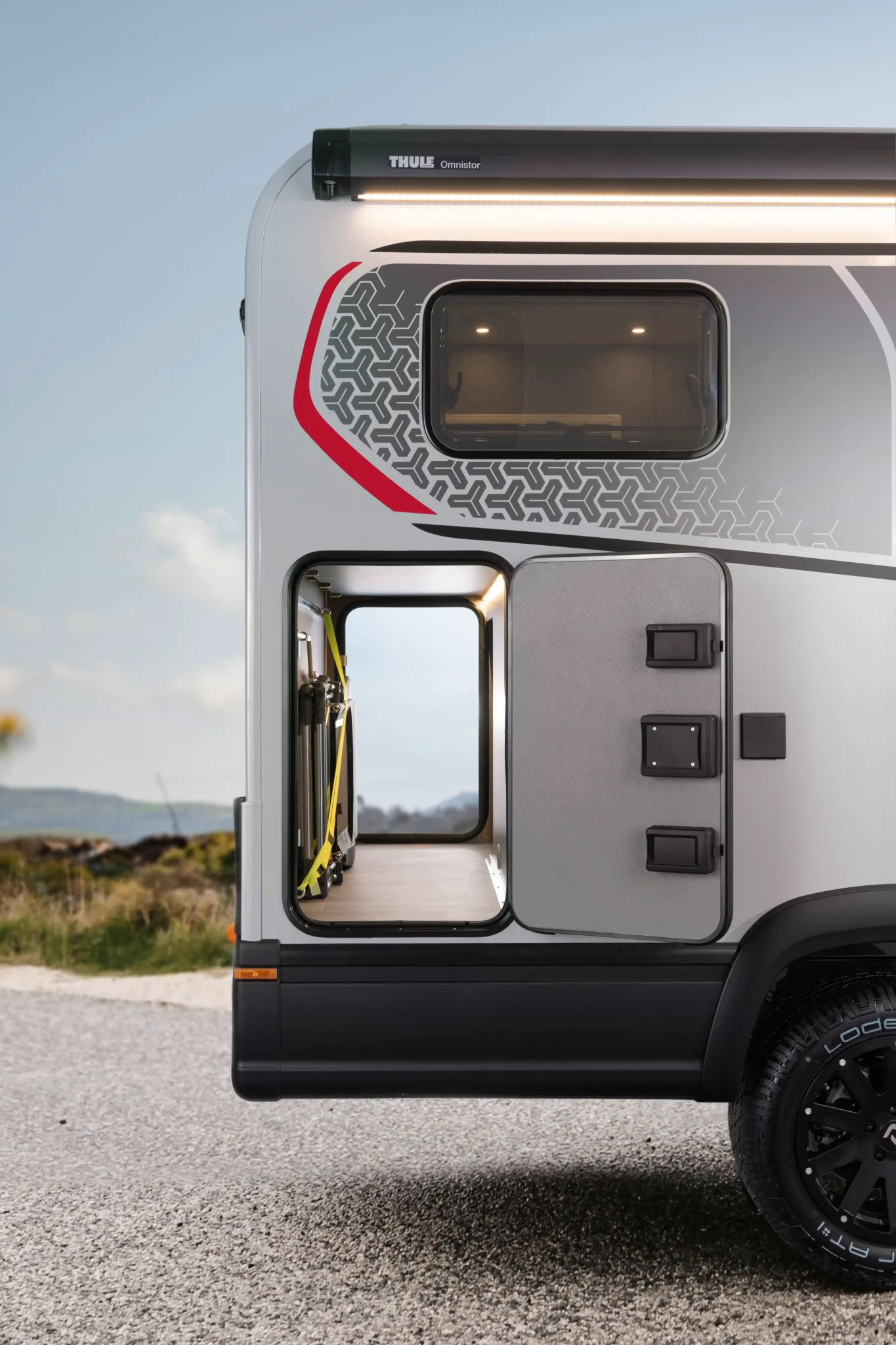 Dethleffs Globebus Performance 4x4 T16 - Soute garage double porte