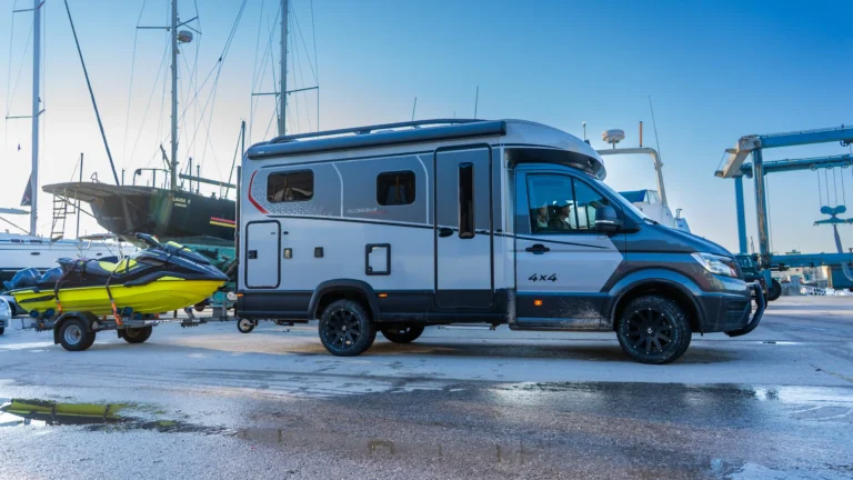 Dethleffs Globebus Performance 4x4 T16 profilé tout-terrain permis B