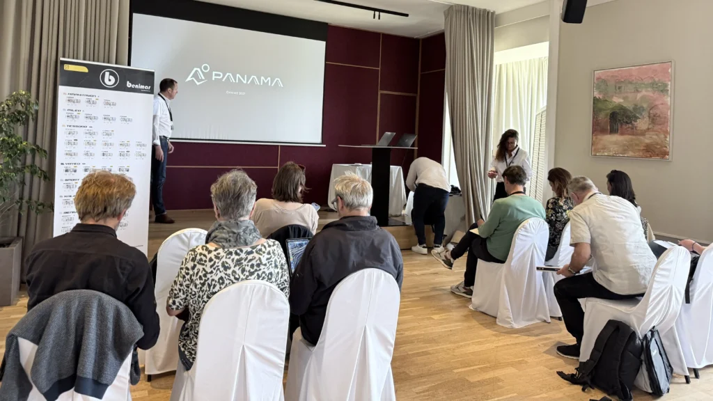 Vue d'ensemble de la convention distributeurs Panama Vans 2027 — ambiance salle de présentation